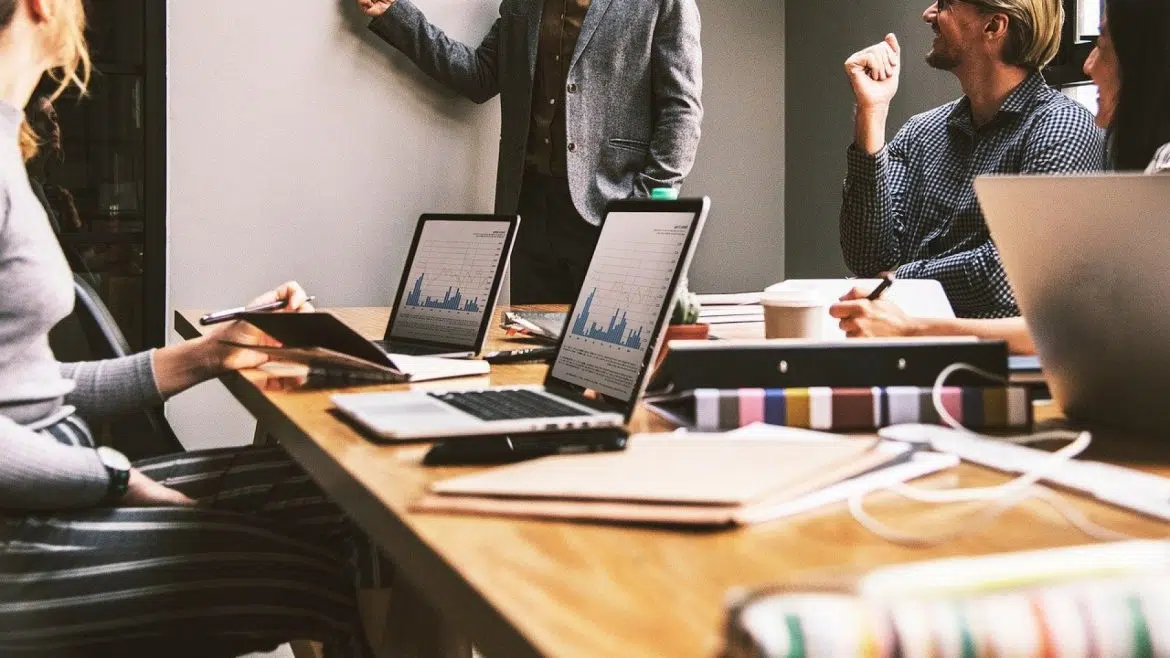Les astuces pour être compétitif sur le marché de l'emploi